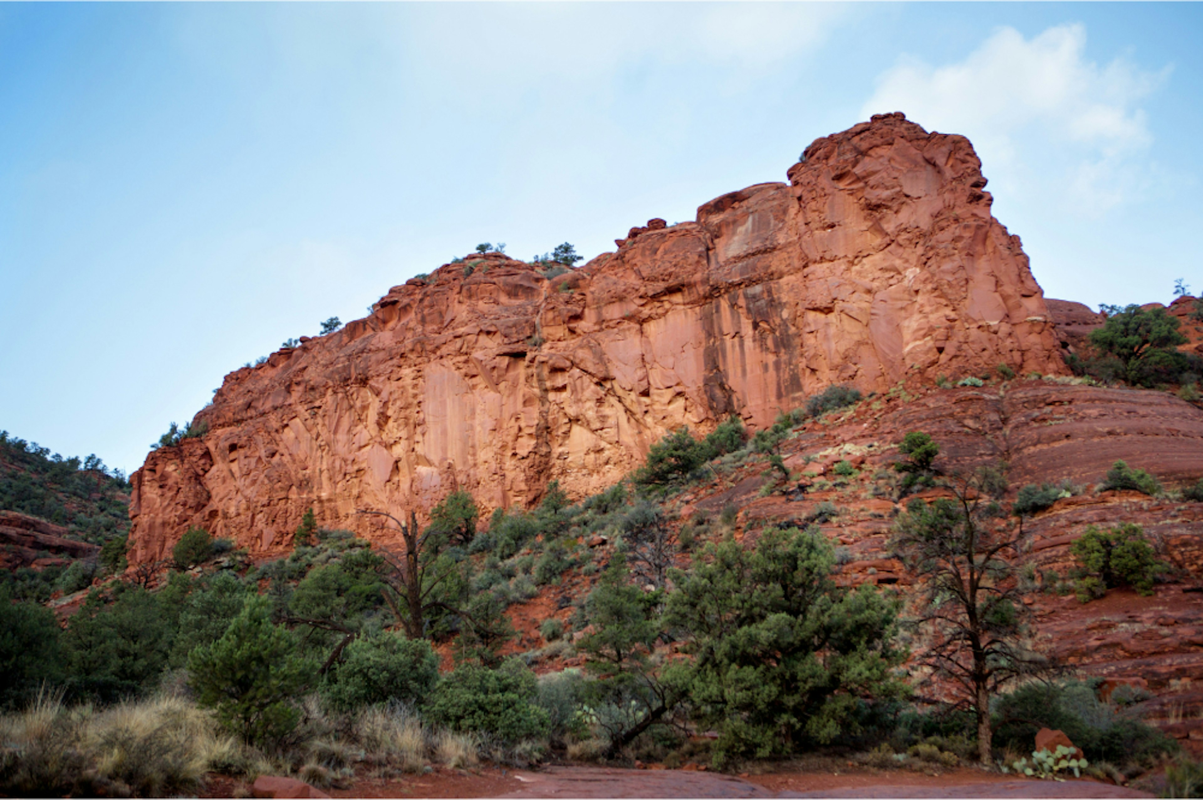 Red rock cliff